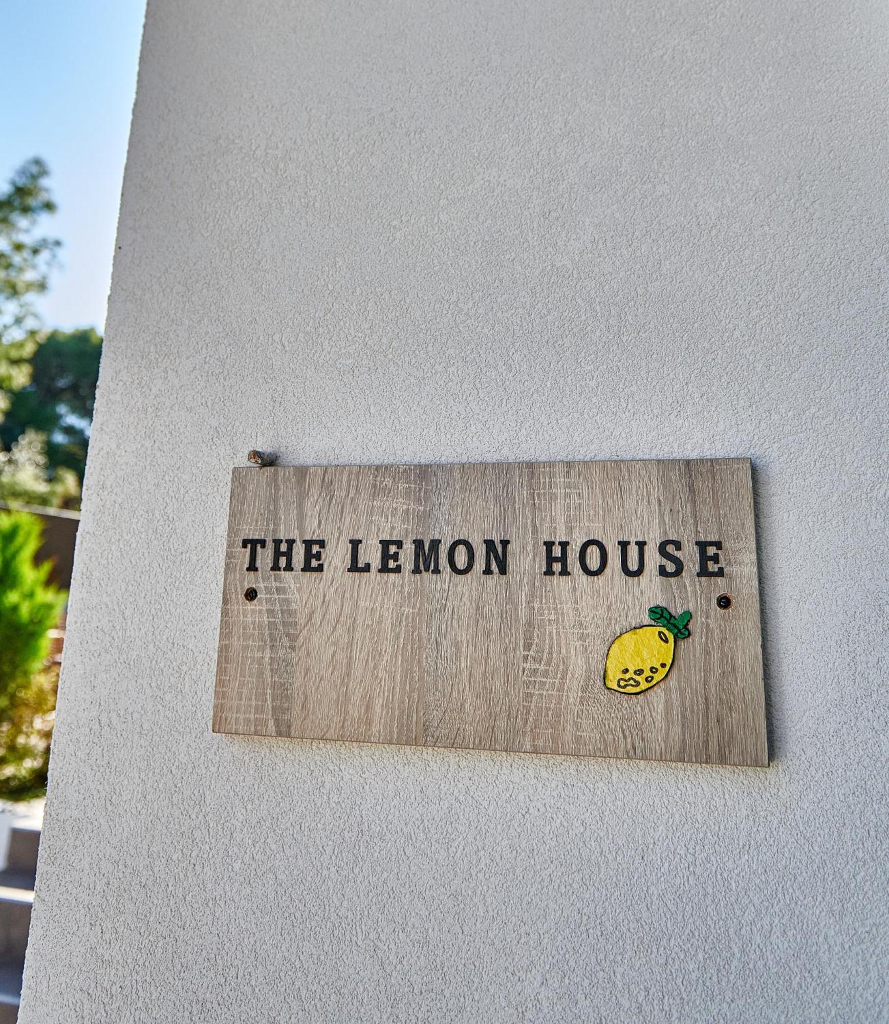 Apartmán The Lemon House Artemida  Exteriér fotografie